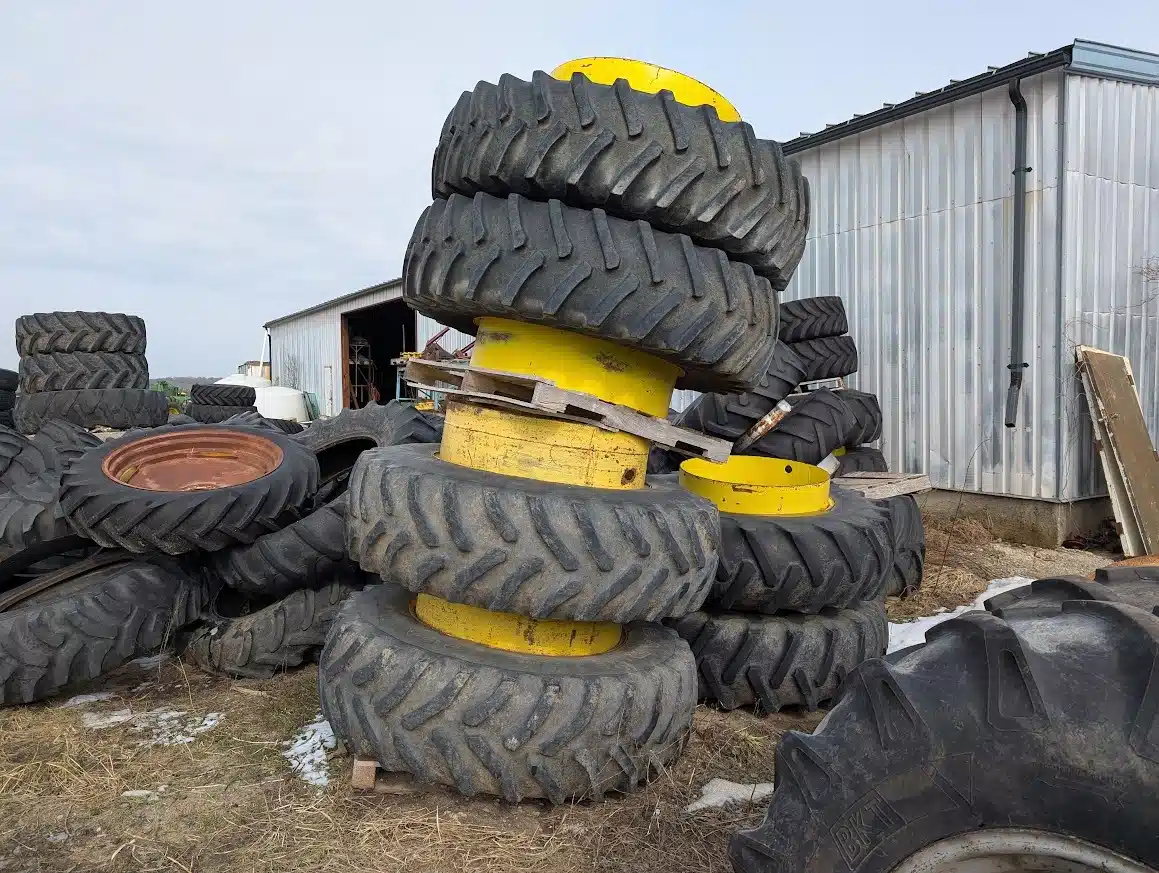 Firestone 18.4X38 Duals