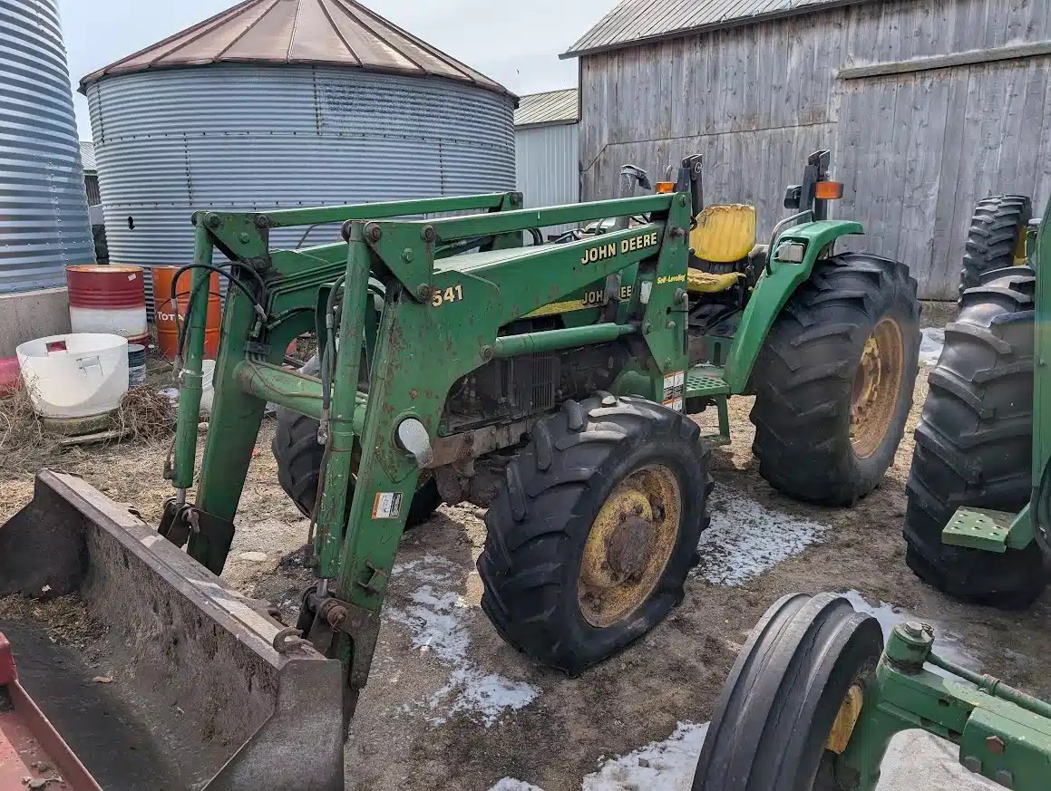 Gallery image 1 for John Deere 5510 Tractor