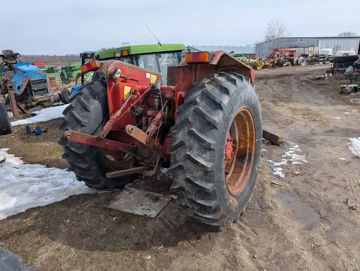 Gallery image 2 for International Harvester 584 Tractor