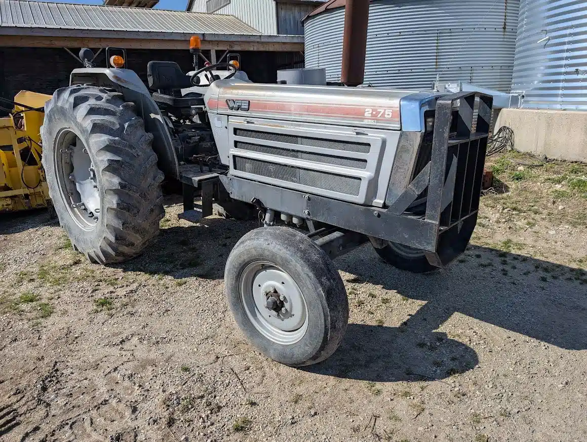 Gallery image 1 for White 2-75 Tractor