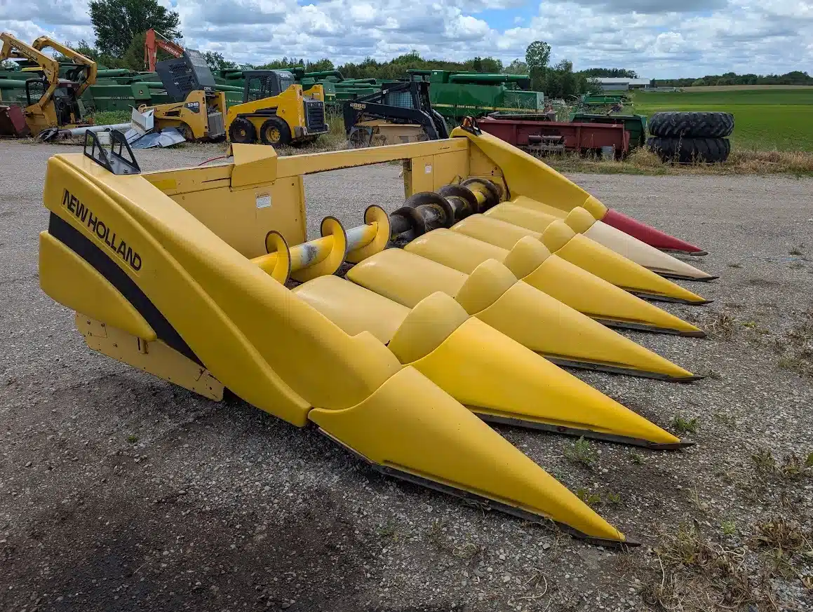 Photo de la Galerie 1 pour New Holland 996 Nez - Maïs