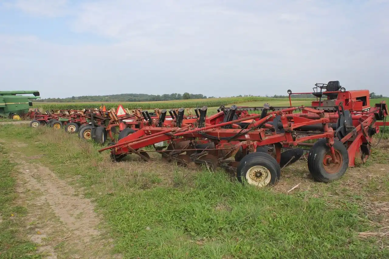 Gallery image 1 for Used Misc Plow