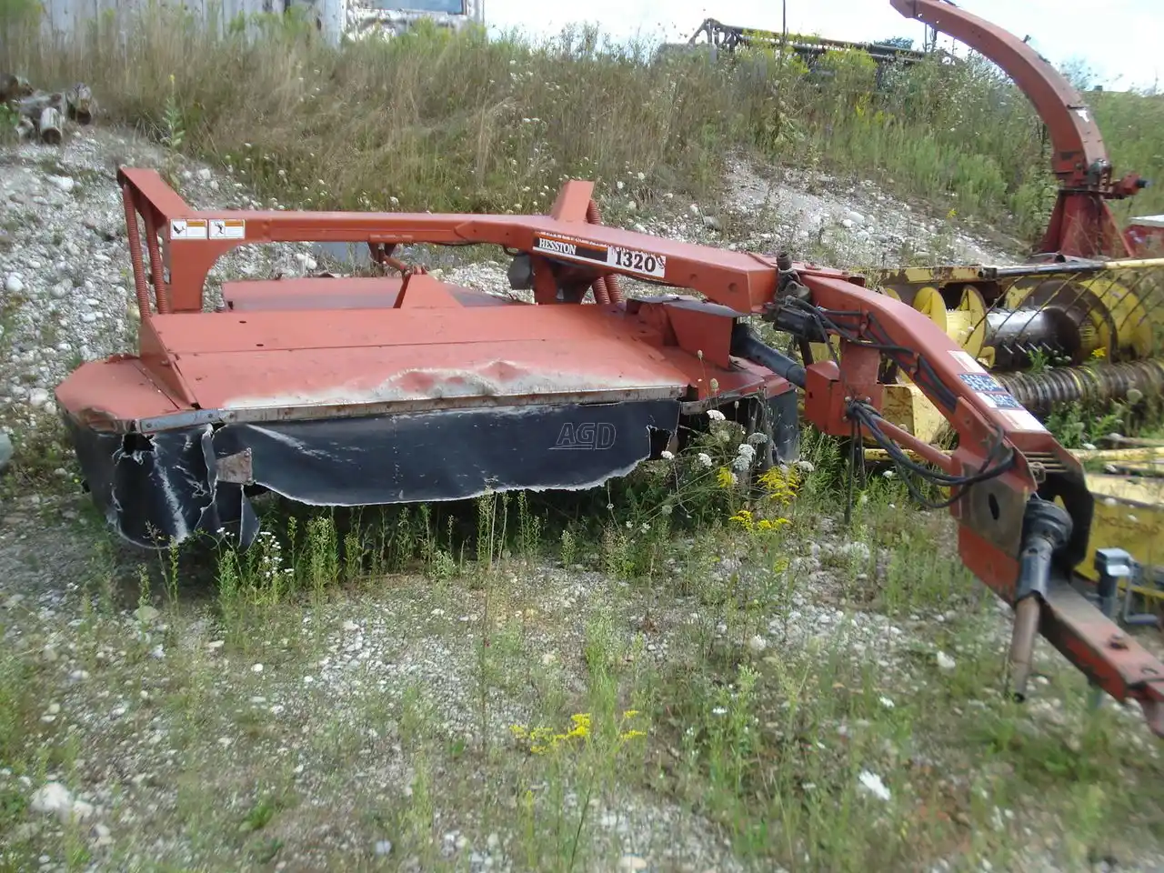 Gallery image 1 for Used Hesston 1320 Disc Mower Conditioner
