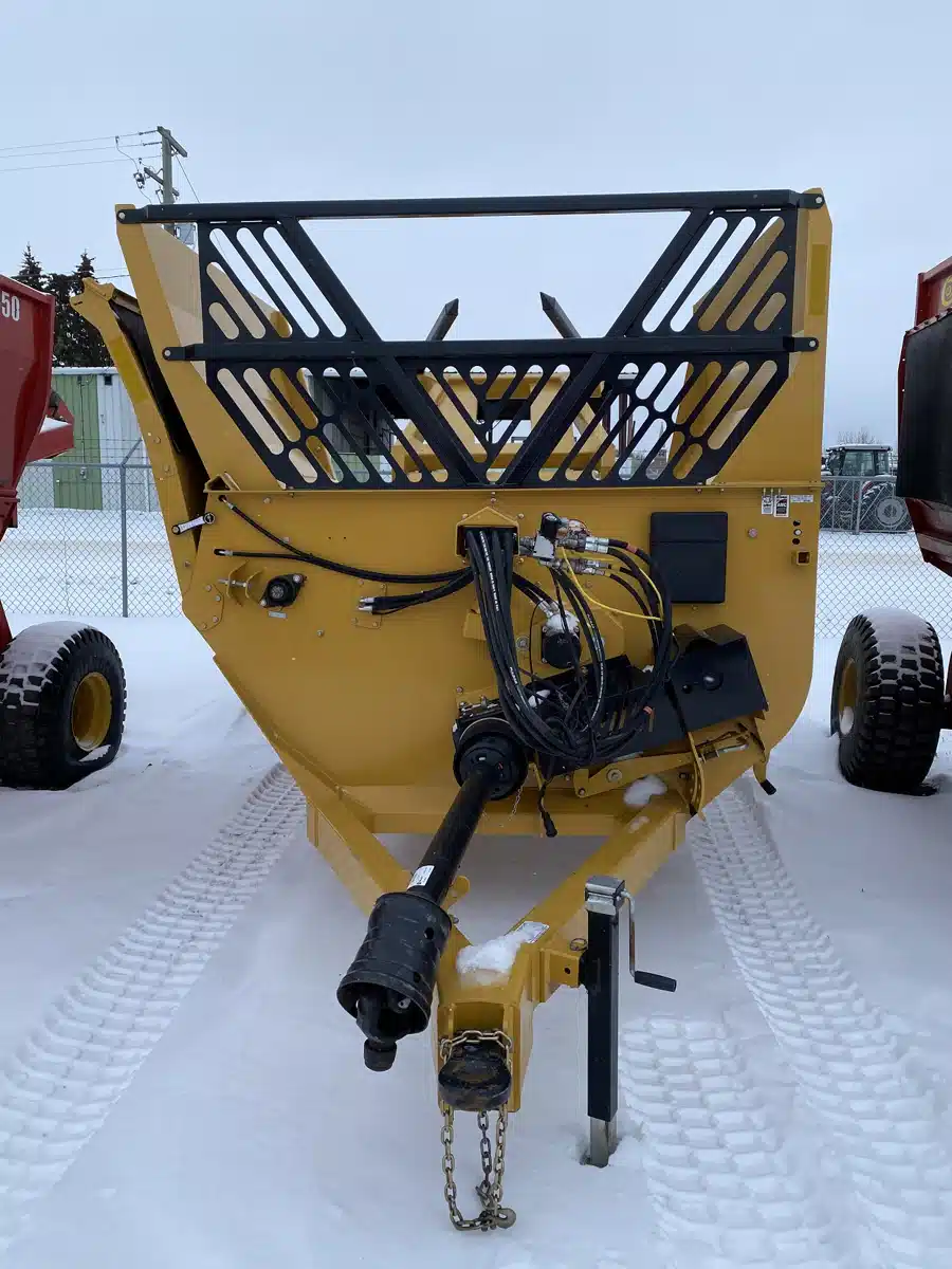 Gallery image 2 for Used 2022 Bale King 7400 Bale Processor