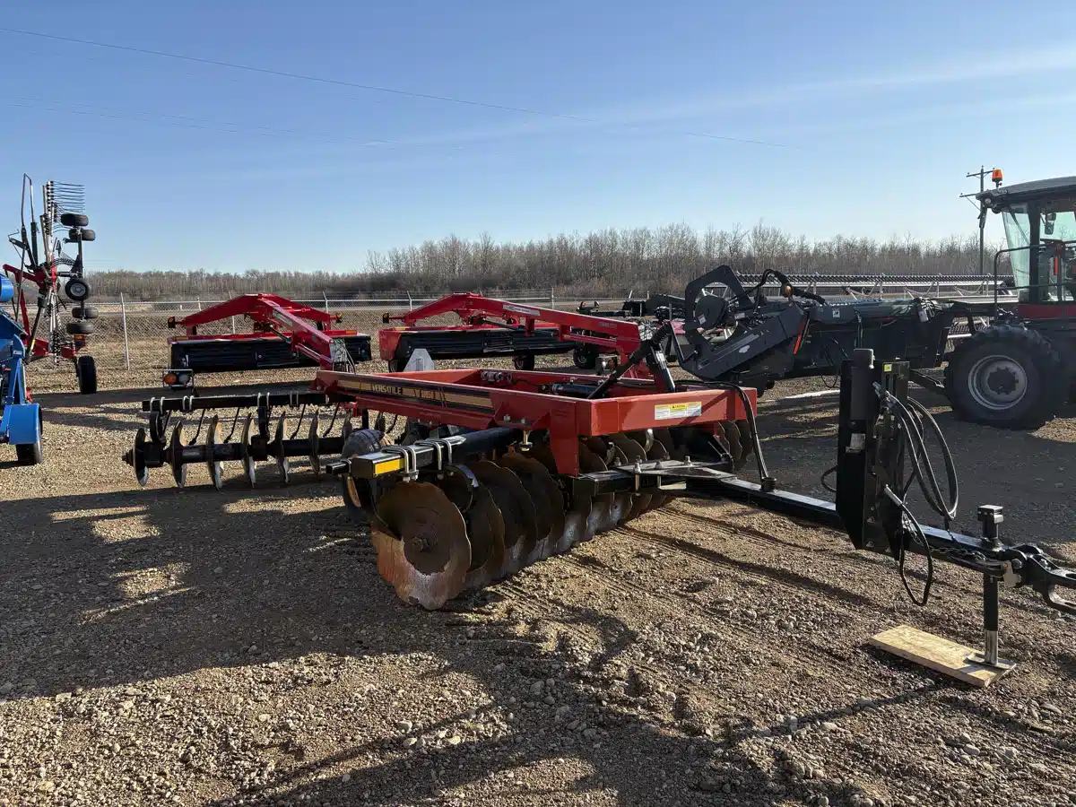 Gallery image 1 for Used 2017 Versatile SD650 Disc