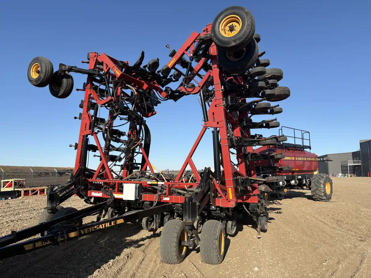 Gallery image 1 for Used 2018 Versatile ML930 Air Drill