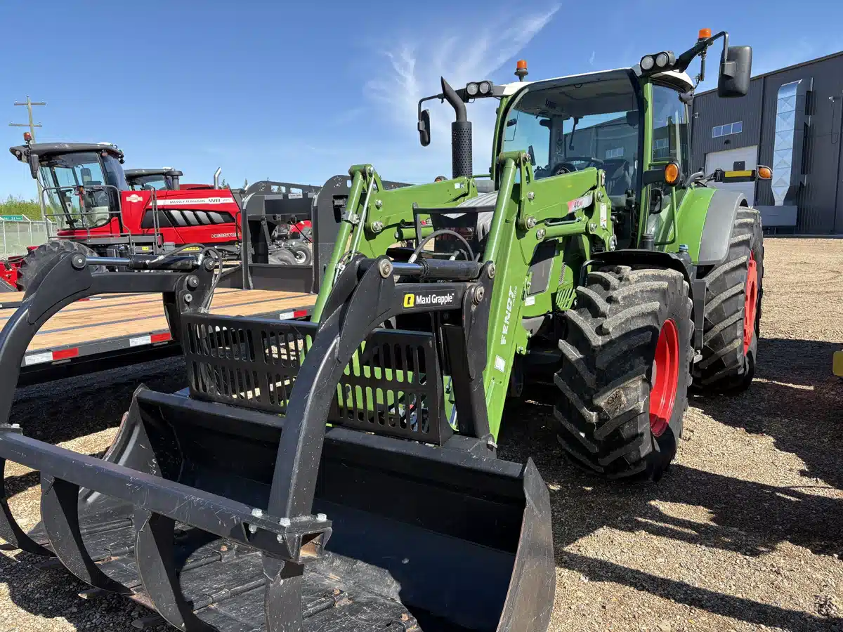 Gallery image 1 for Used 2020 Fendt 516 VARIO Tractor