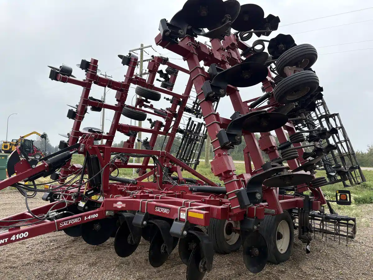 Gallery image 2 for Used 2017 Salford I-4141 Vertical Tillage