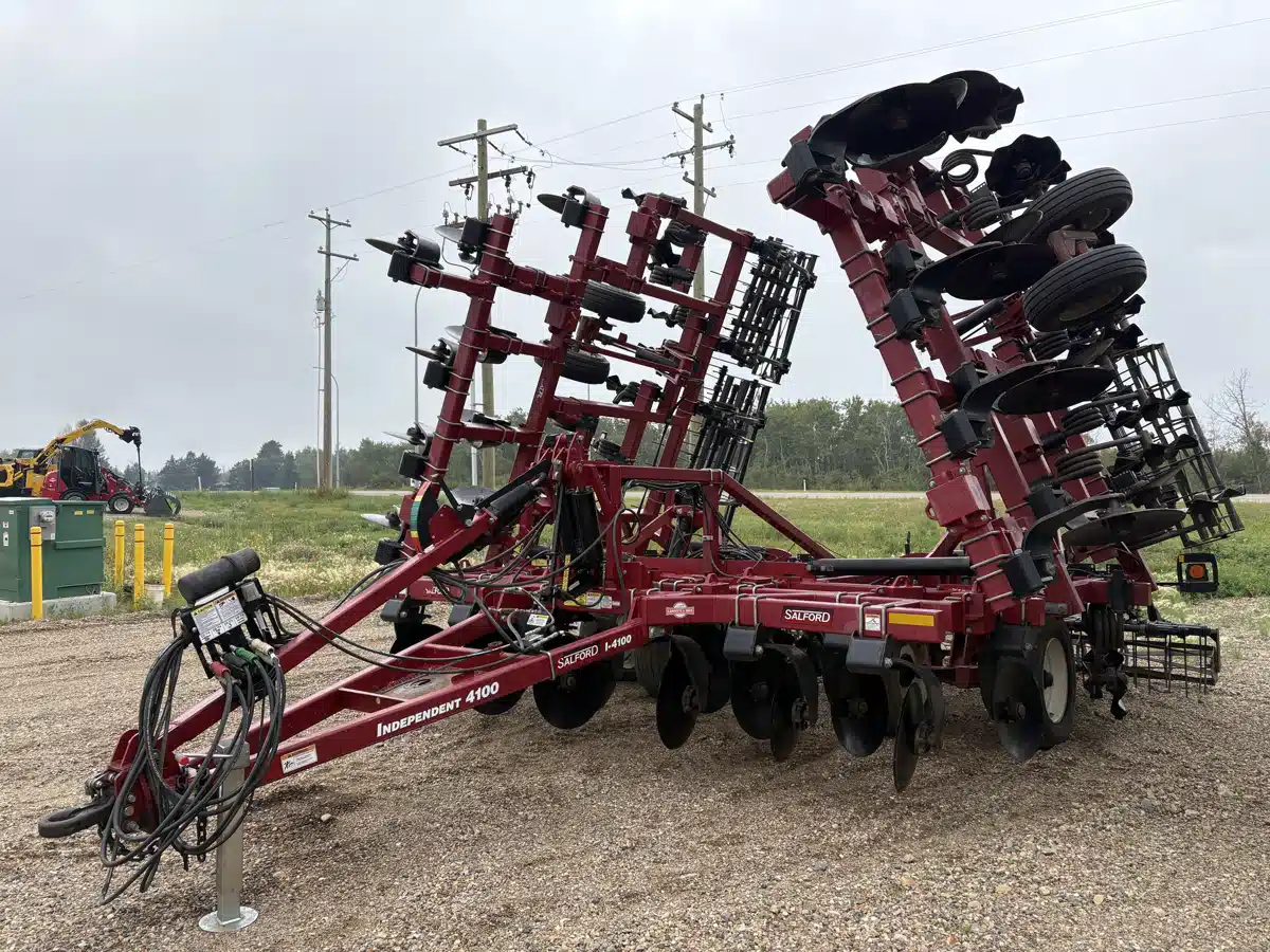 Gallery image 1 for Used 2017 Salford I-4141 Vertical Tillage