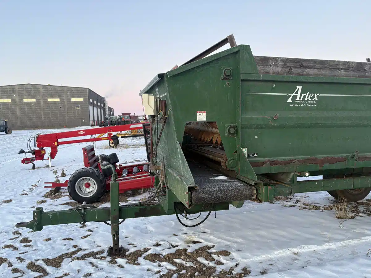 Gallery image 2 for 2002 Artex FW1803 Feed Wagon