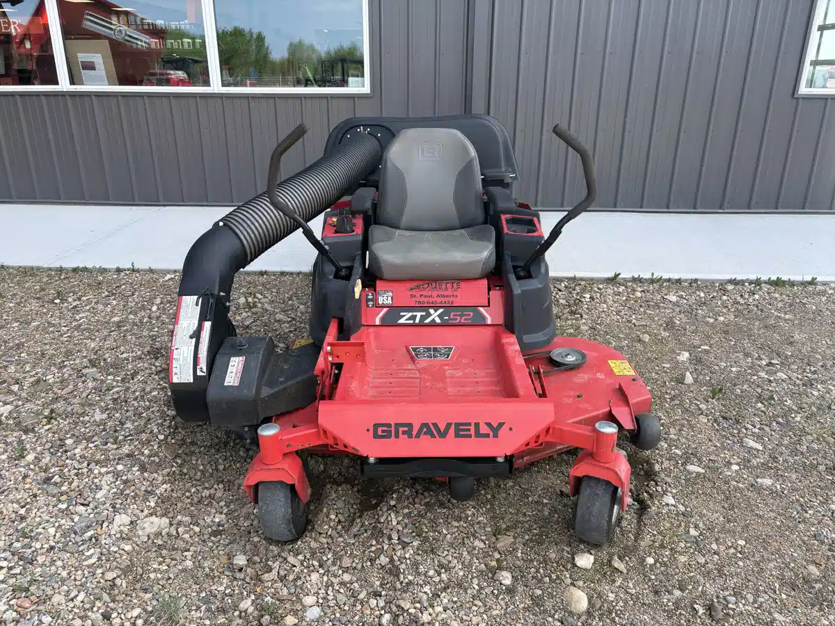 Photo de la Galerie 2 pour 2018 Gravely ZT X 52 Tondeuse à rayon de braquage zéro