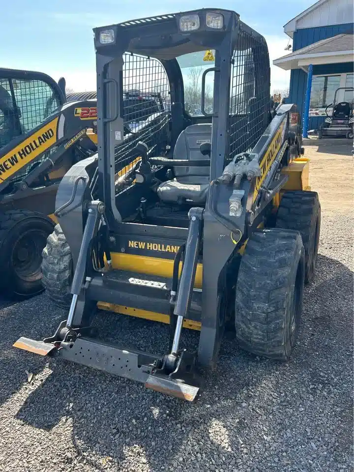 Gallery image 2 for Used 2017 New Holland L220 Skid Steer