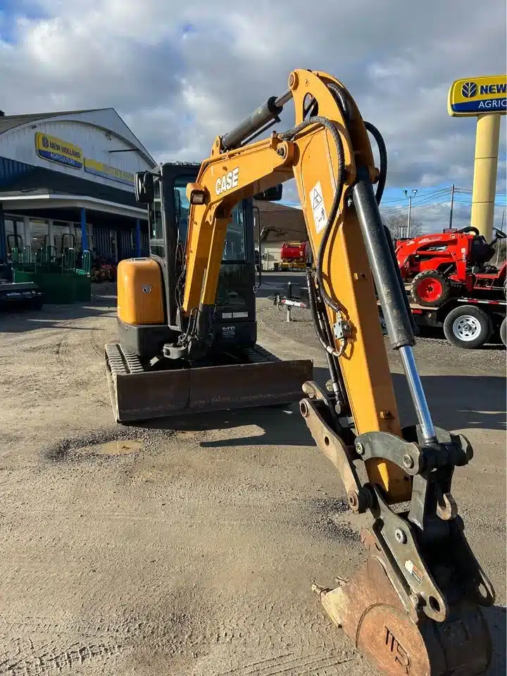 Gallery image 2 for Used 2019 Case CX37C Excavator