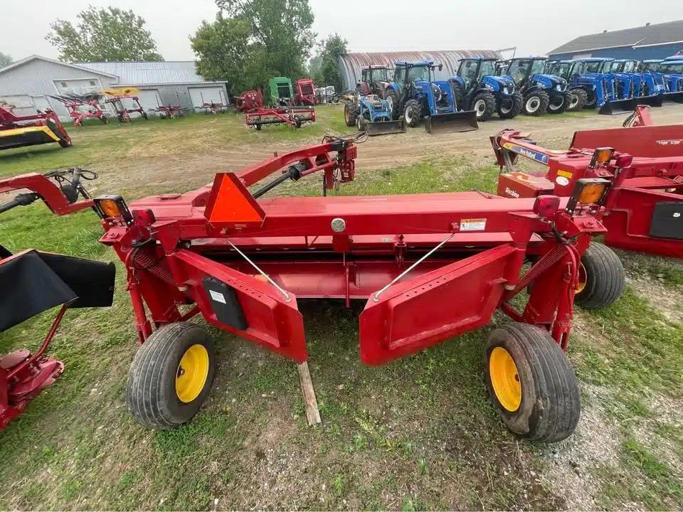 Gallery image 2 for Used 2014 New Holland H7230 Disc Mower Conditioner