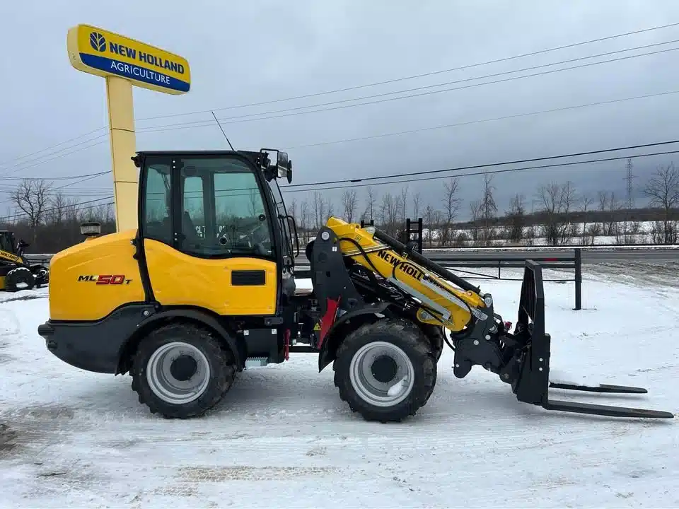 Gallery image 1 for New 2024 New Holland ML50T Wheel Loader