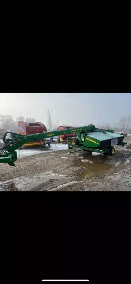 Gallery image 2 for Used 2005 John Deere 946 Disc Mower Conditioner