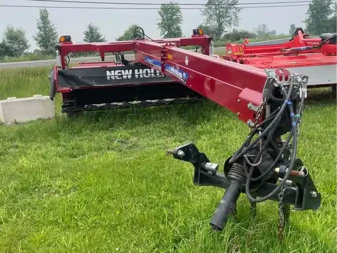 Gallery image 2 for Used 2018 New Holland DB312R Disc Mower Conditioner