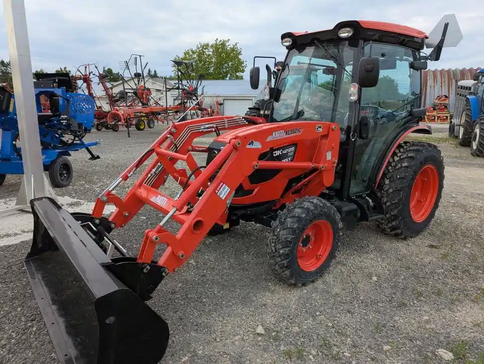 Gallery image 1 for New 2025 Kioti DK4720 Tractor