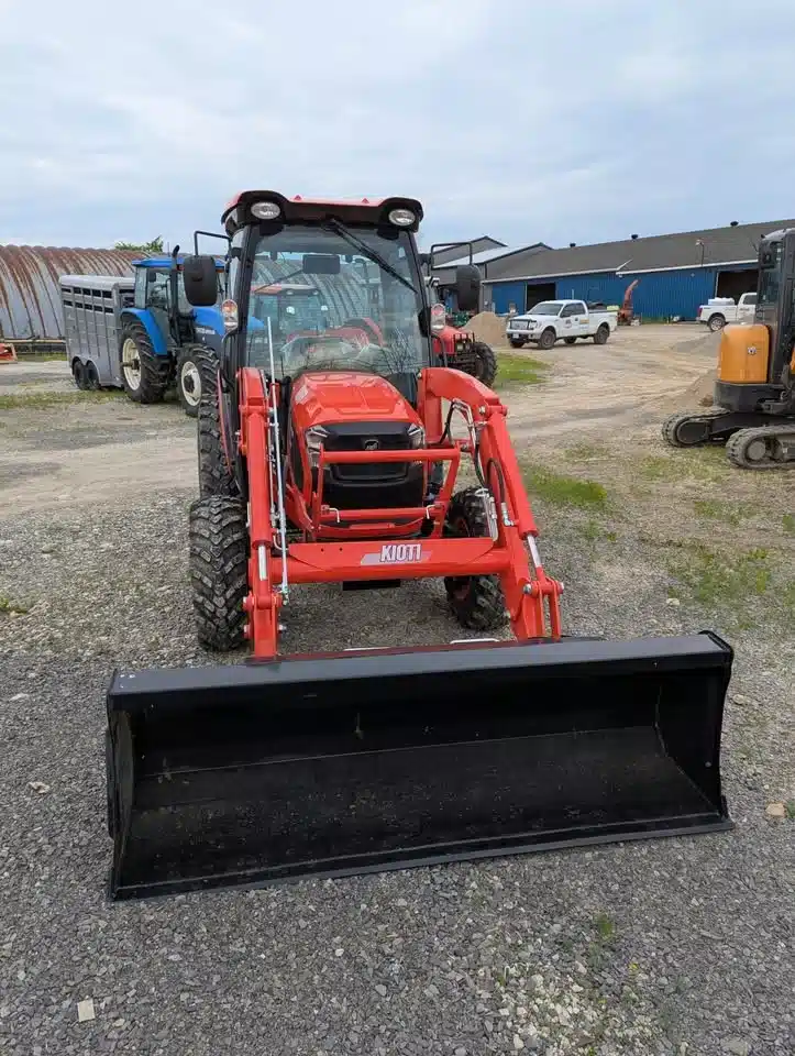 Gallery image 2 for New 2025 Kioti DK4720 Tractor