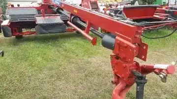 Gallery image 2 for Used 2016 New Holland 313 Disc Mower Conditioner