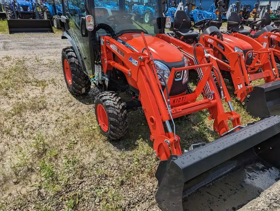 Gallery image 1 for New 2025 Kioti CX2510 Tractor