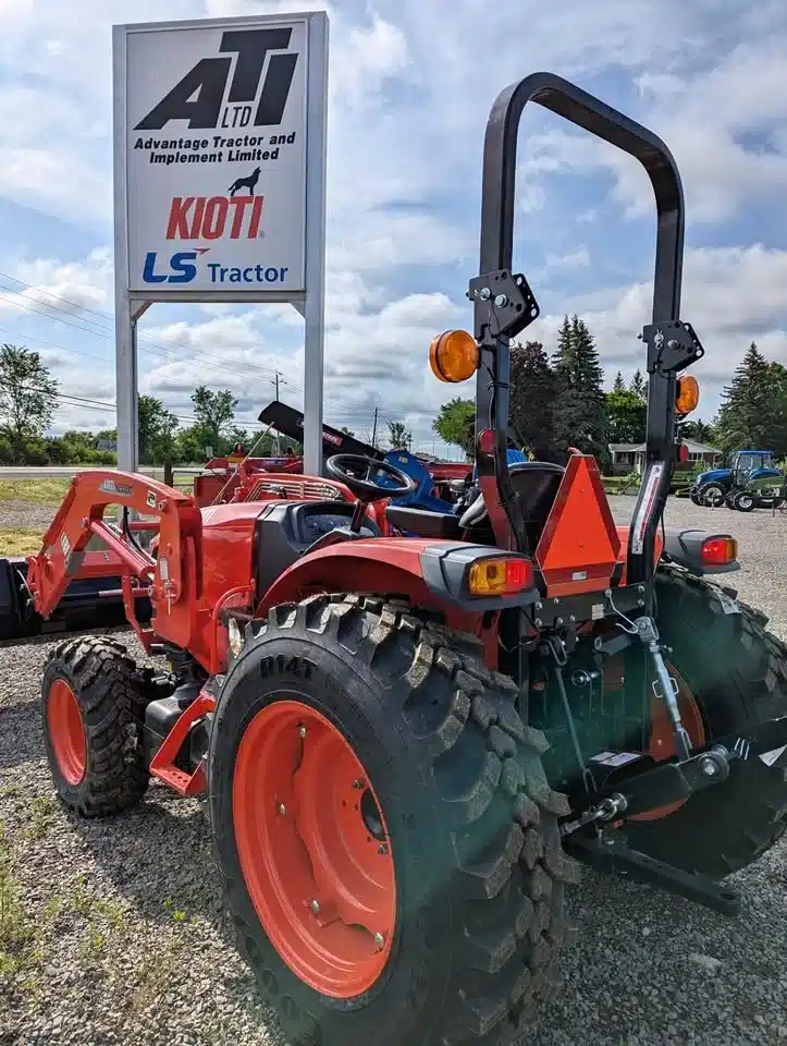 Gallery image 2 for New 2025 Kioti DK4220 Tractor
