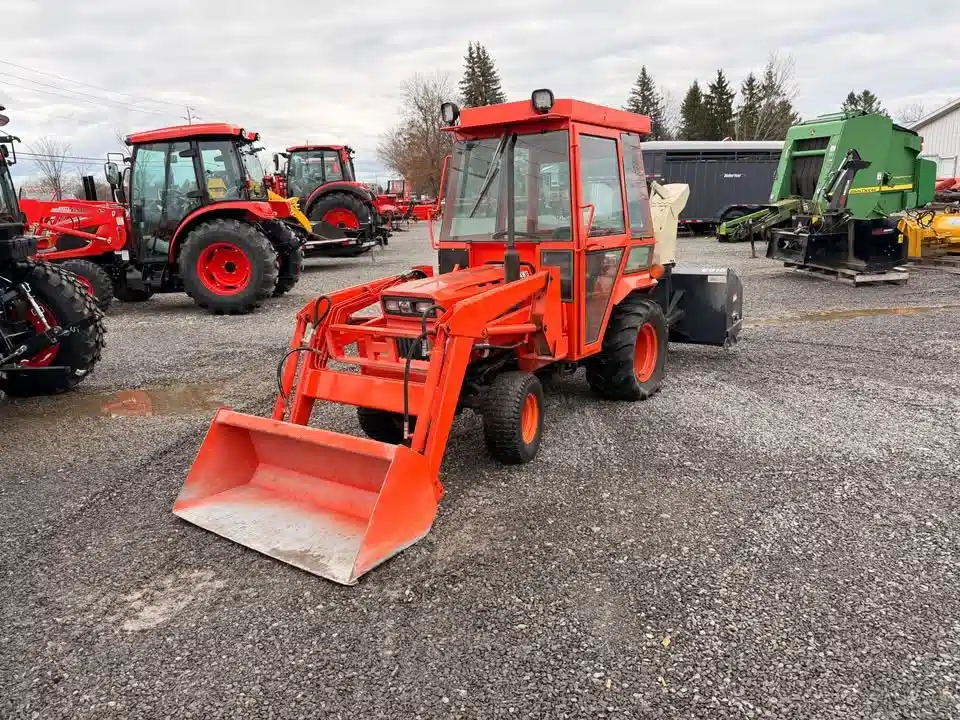 Gallery image 2 for Used 1983 Kubota B7200 HST D Tractor