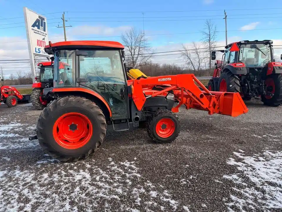Gallery image 2 for Used 2010 Kubota L4240 Tractor