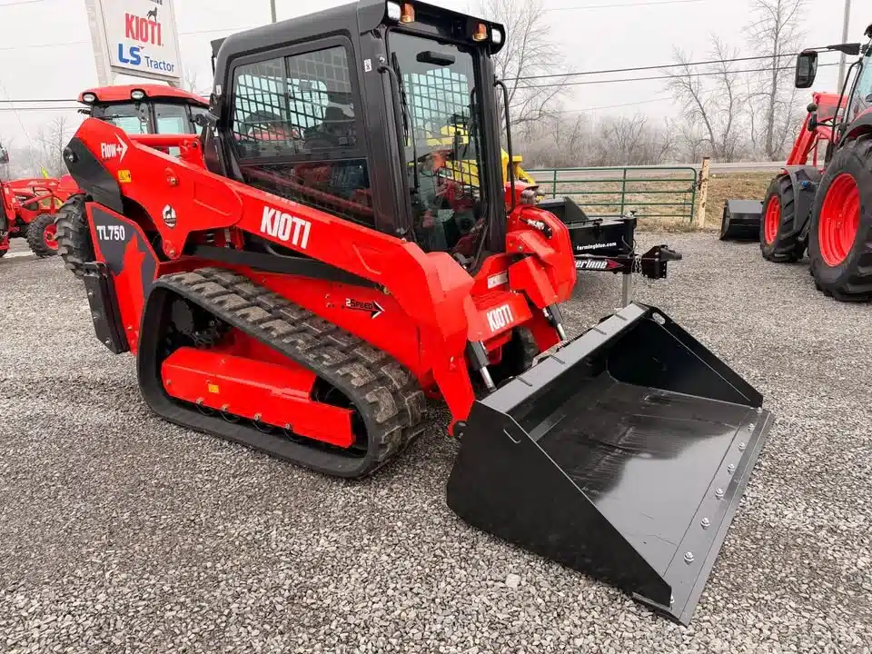 Gallery image 2 for New 2025 Kioti TL750 Track Loader