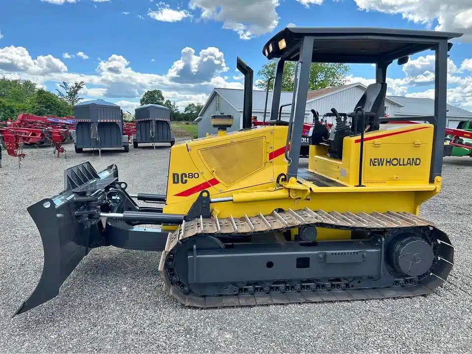 Gallery image 1 for 2001 New Holland DC80 Dozer