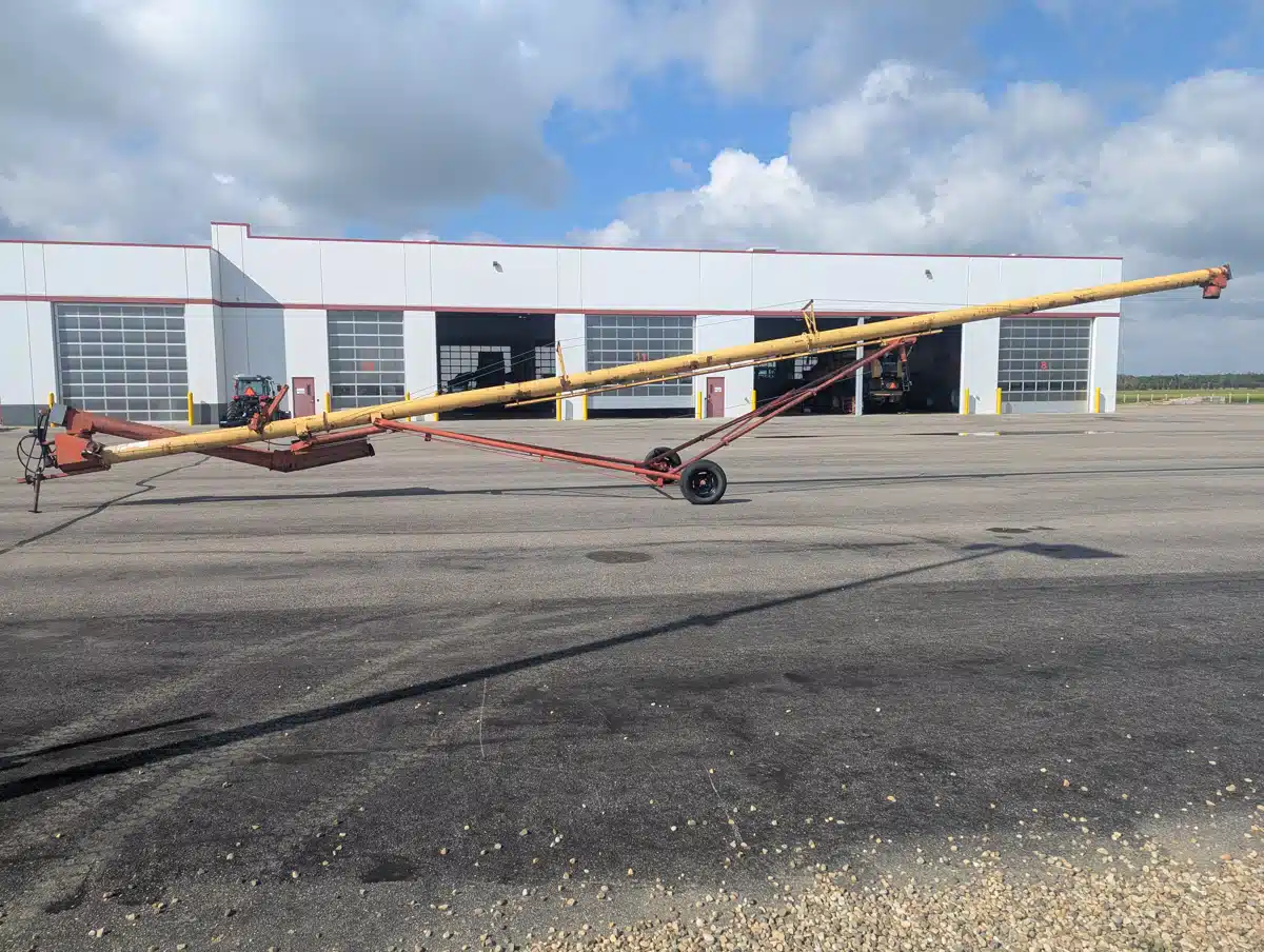 Gallery image 2 for Used Westfield 1061 Grain Auger