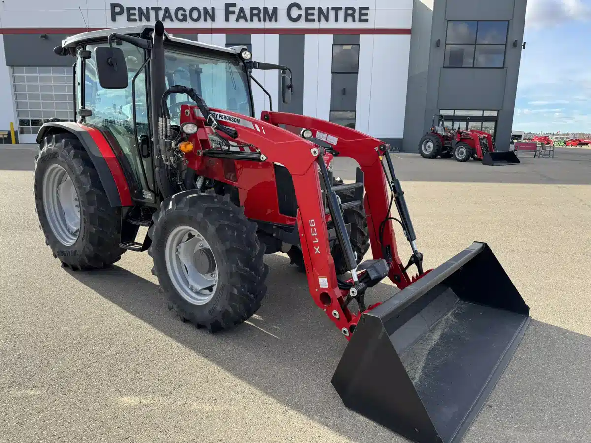 Gallery image 1 for Used 2022 Massey Ferguson 4707 Tractor