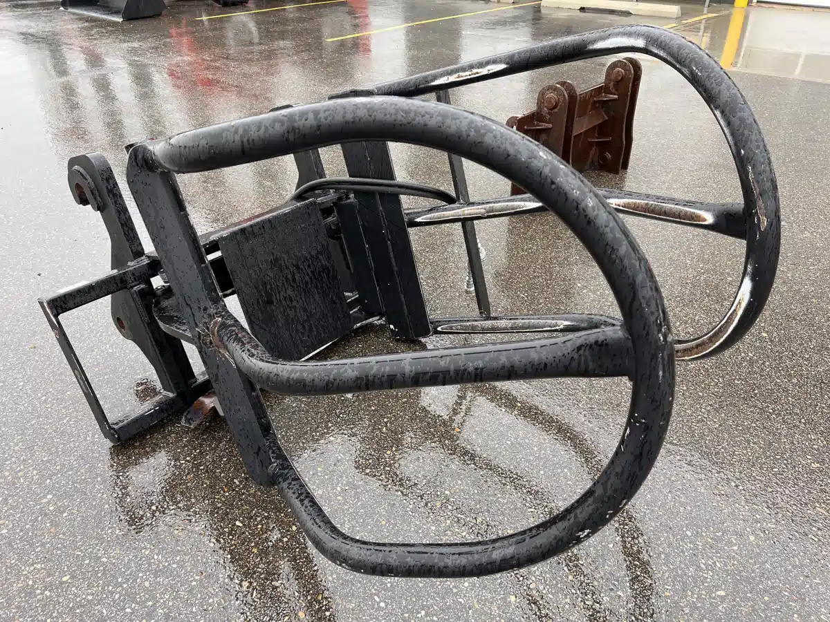 Gallery image 1 for Used 2016 Horst Welding BG6000 Bale Grapple