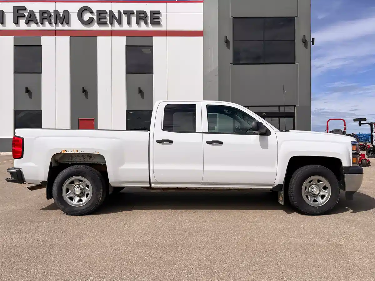 Gallery image 2 for Used 2015 Chevrolet SILVERADO 1500 Truck - Pickup