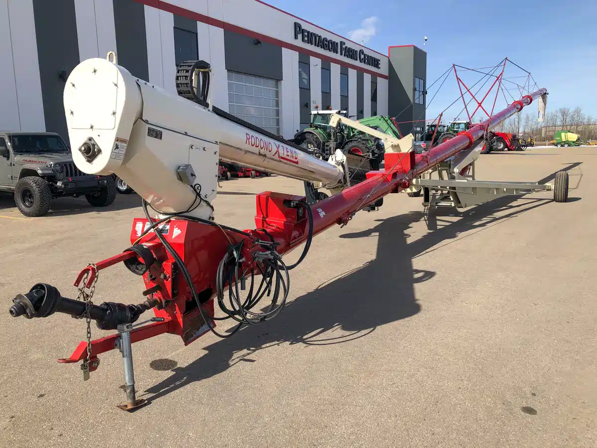 Gallery image 1 for Used 2010 Farm King 1395 Grain Auger