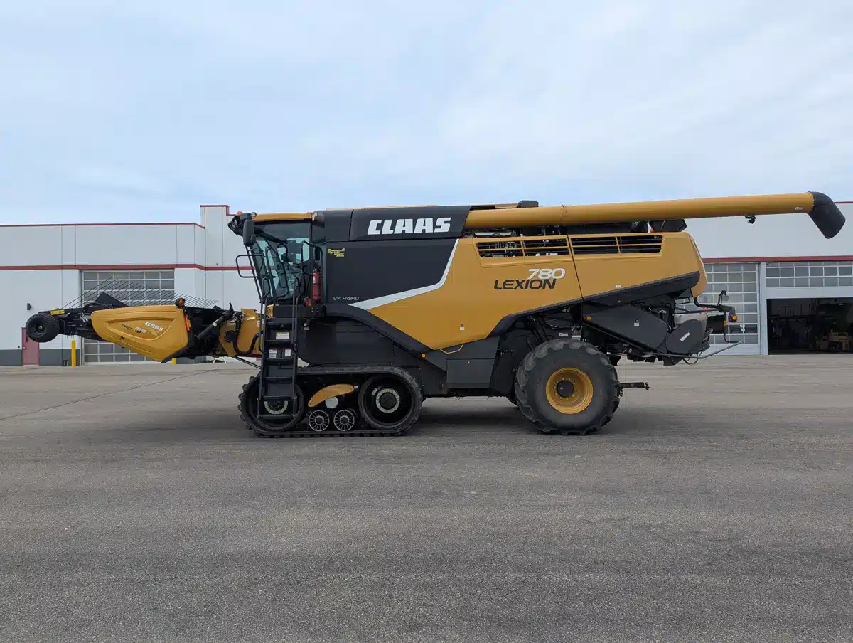 Gallery image 2 for Used 2016 CLAAS LEXION 780TT Combine