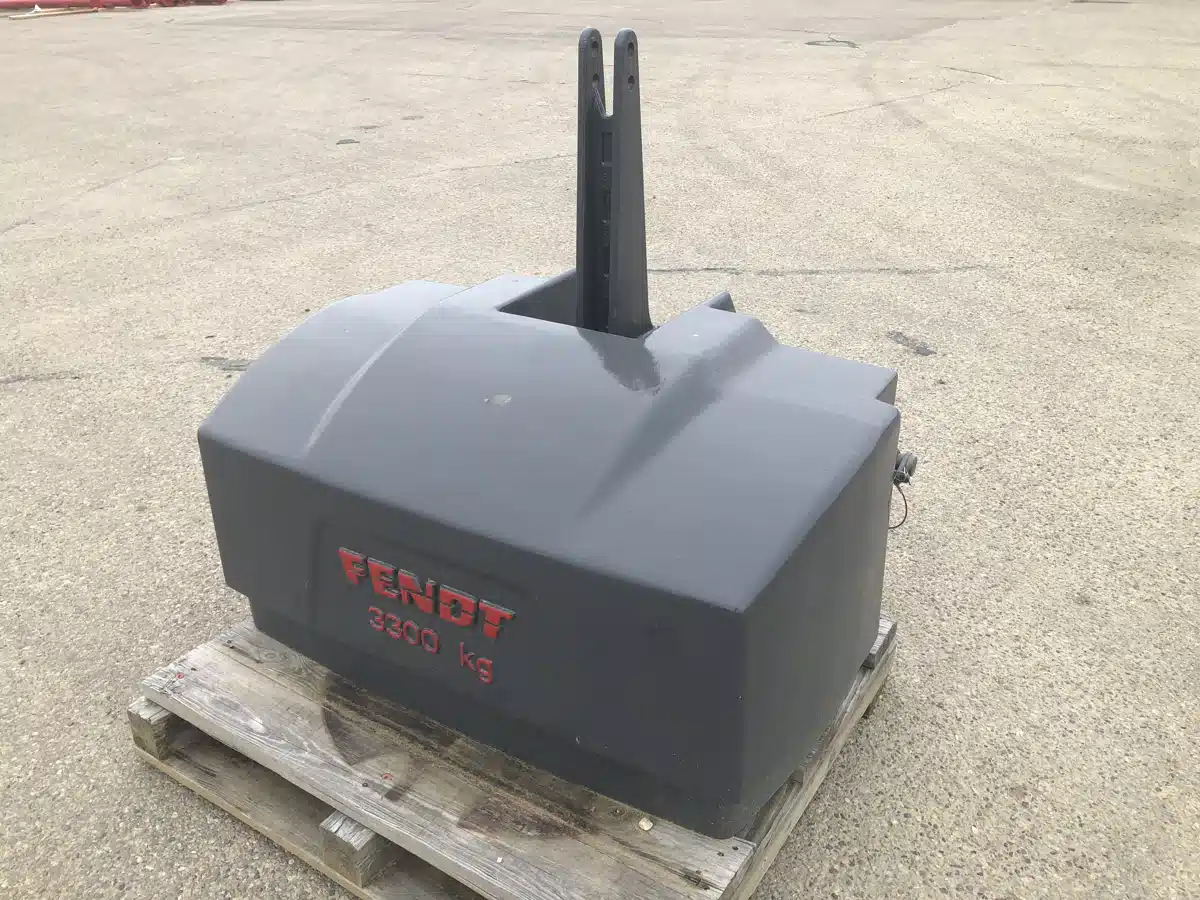 Gallery image 1 for Used 2018 Fendt 3300KG Weights