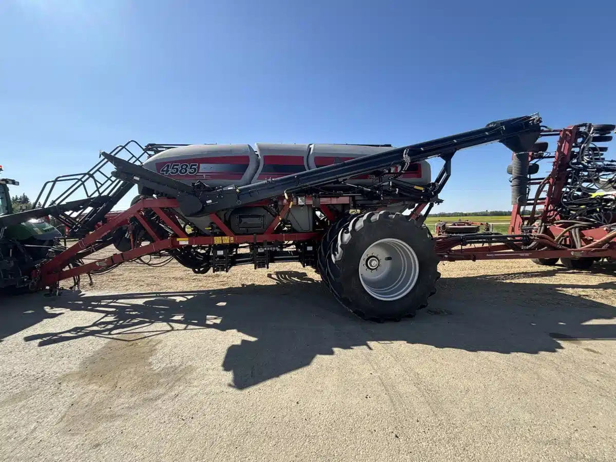 Photo de la Galerie 2 pour 2016 Case IH 4585 Semoir à air