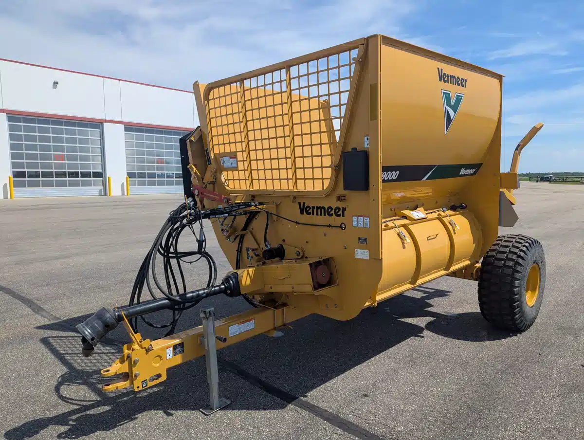 Gallery image 1 for Used 2021 Vermeer BPX9000 Bale Processor