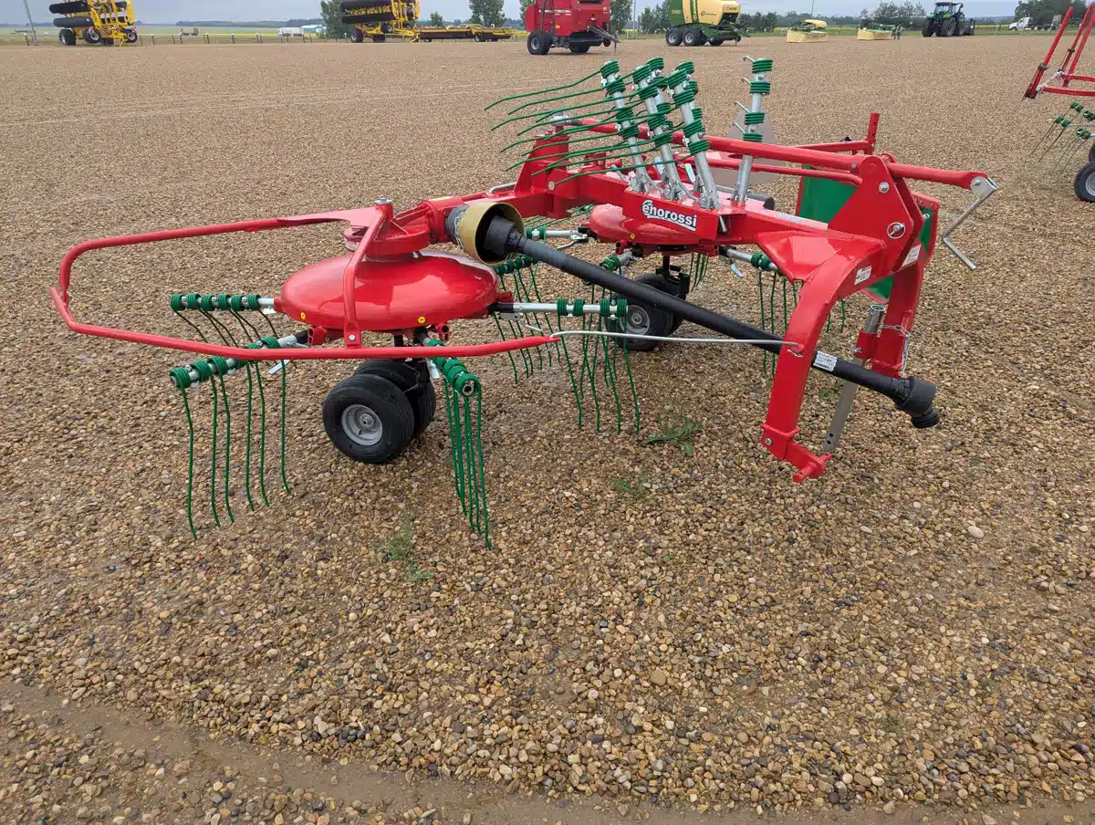Gallery image 2 for New 2023 Enorossi DR420 Tedder Rake