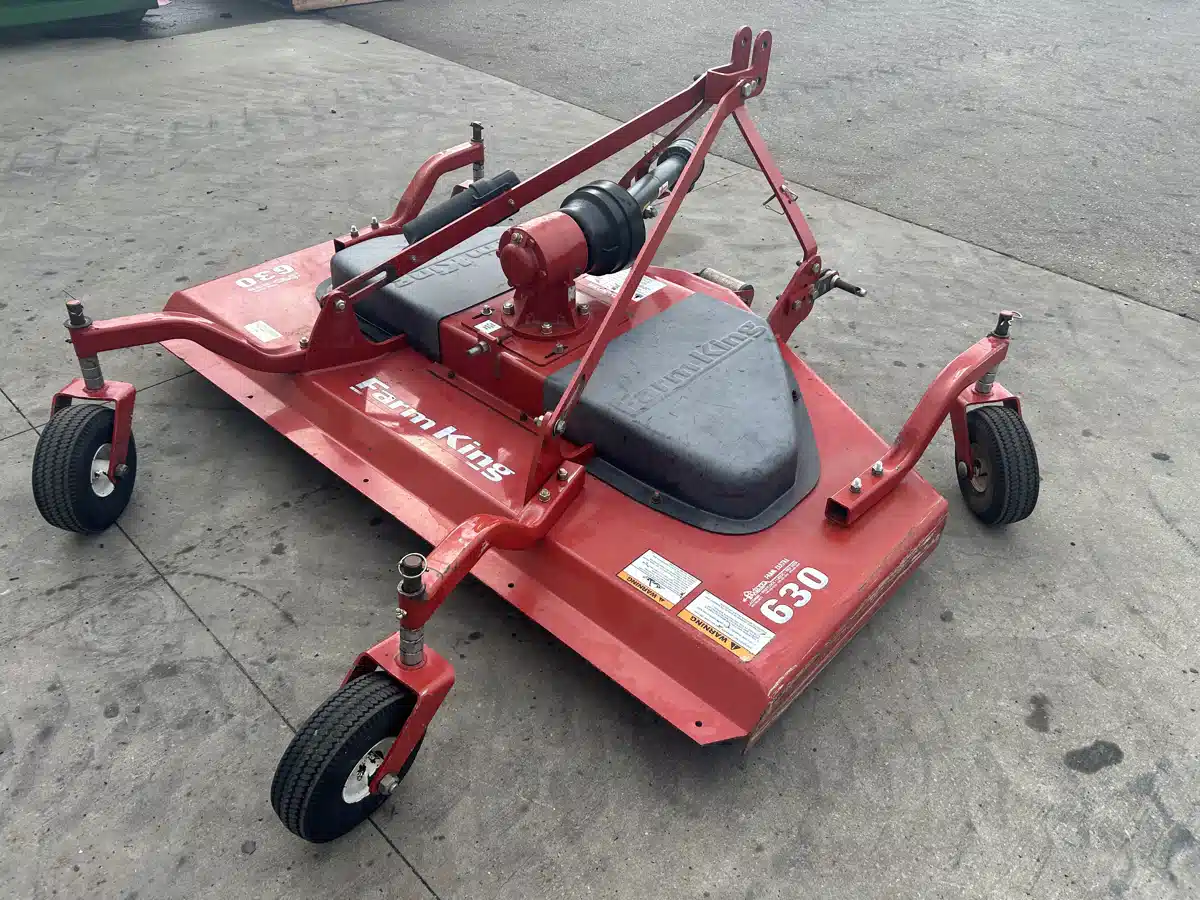 Gallery image 2 for 2019 Farm King Y630 Mower - Finishing