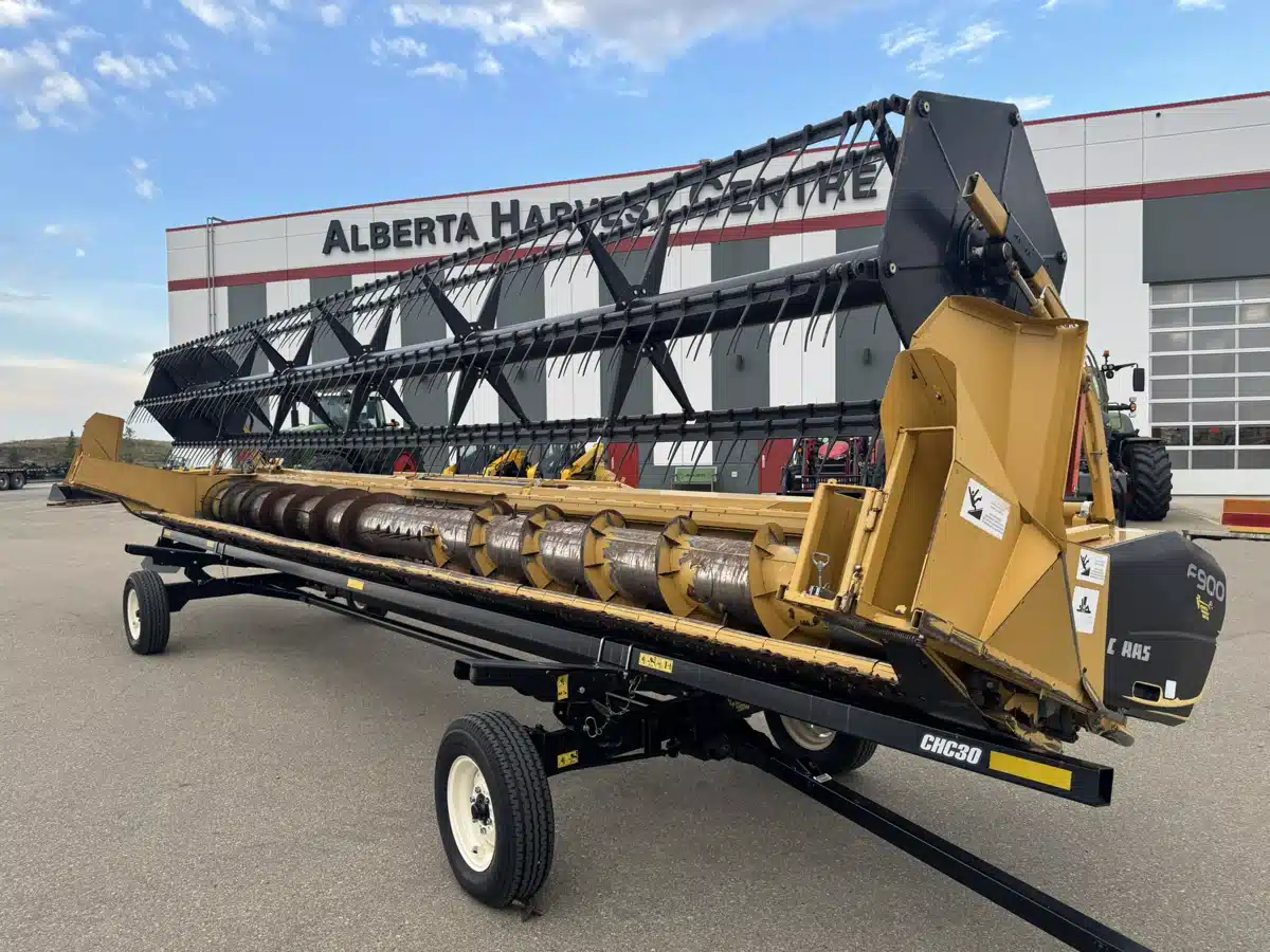 Gallery image 1 for Used 2011 CLAAS F900 Header Combine