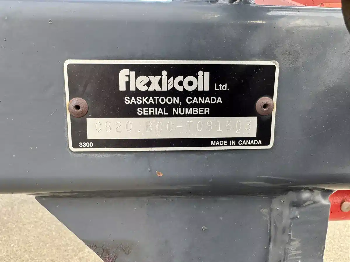 Gallery image 1 for Used Flexi-Coil 820 Chisel Plow
