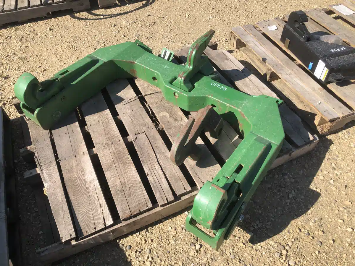 Gallery image 1 for Used John Deere CAT 4N Hitch
