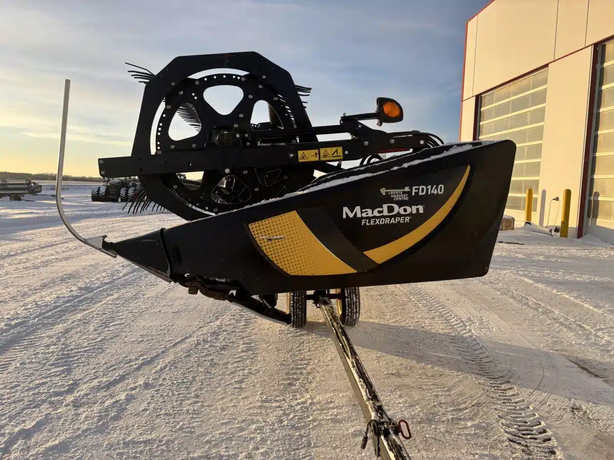 Gallery image 2 for 2019 MacDon FD140 Header Combine