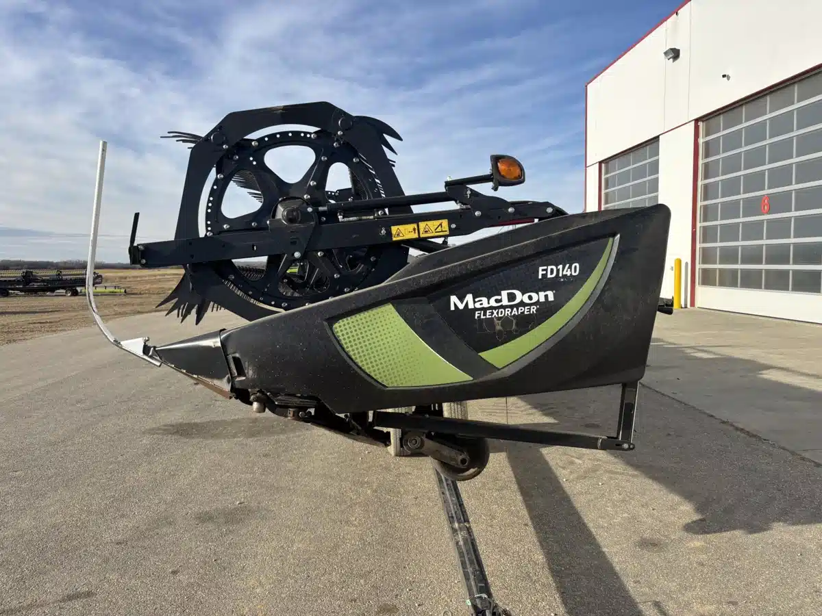 Gallery image 2 for Used 2020 MacDon FD140 Header Combine