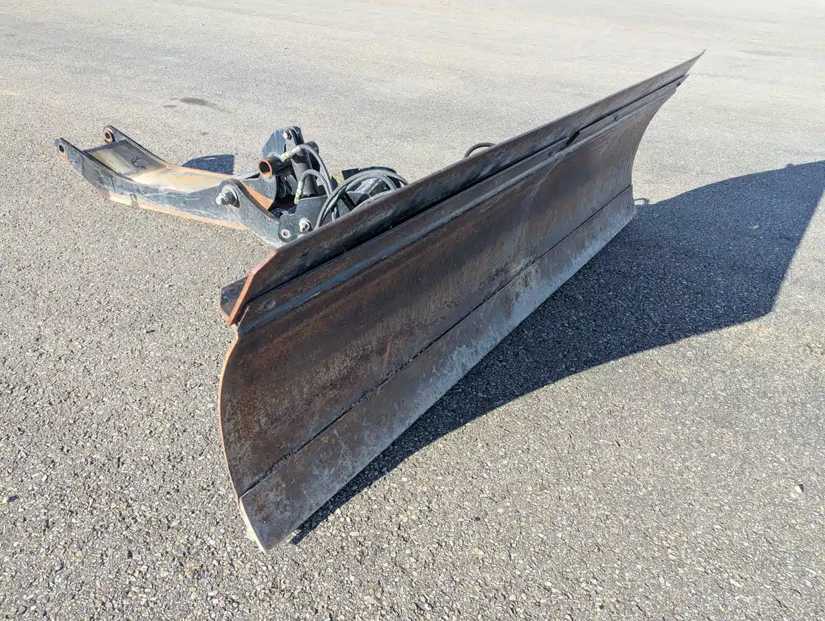 Gallery image 1 for 2005 Massey Ferguson 1550 Blade - Dozer