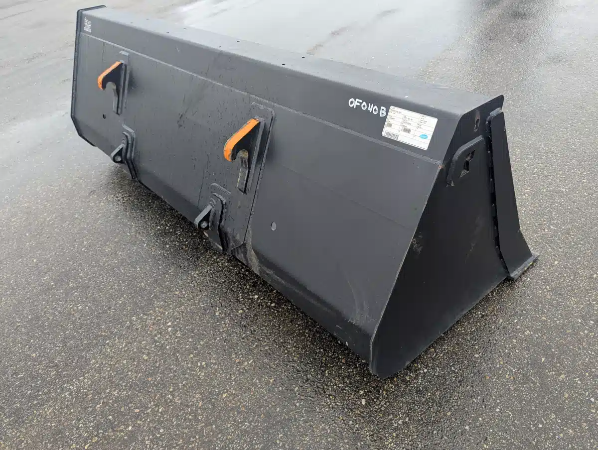 Gallery image 2 for 2023 Alo SM+240 Bucket