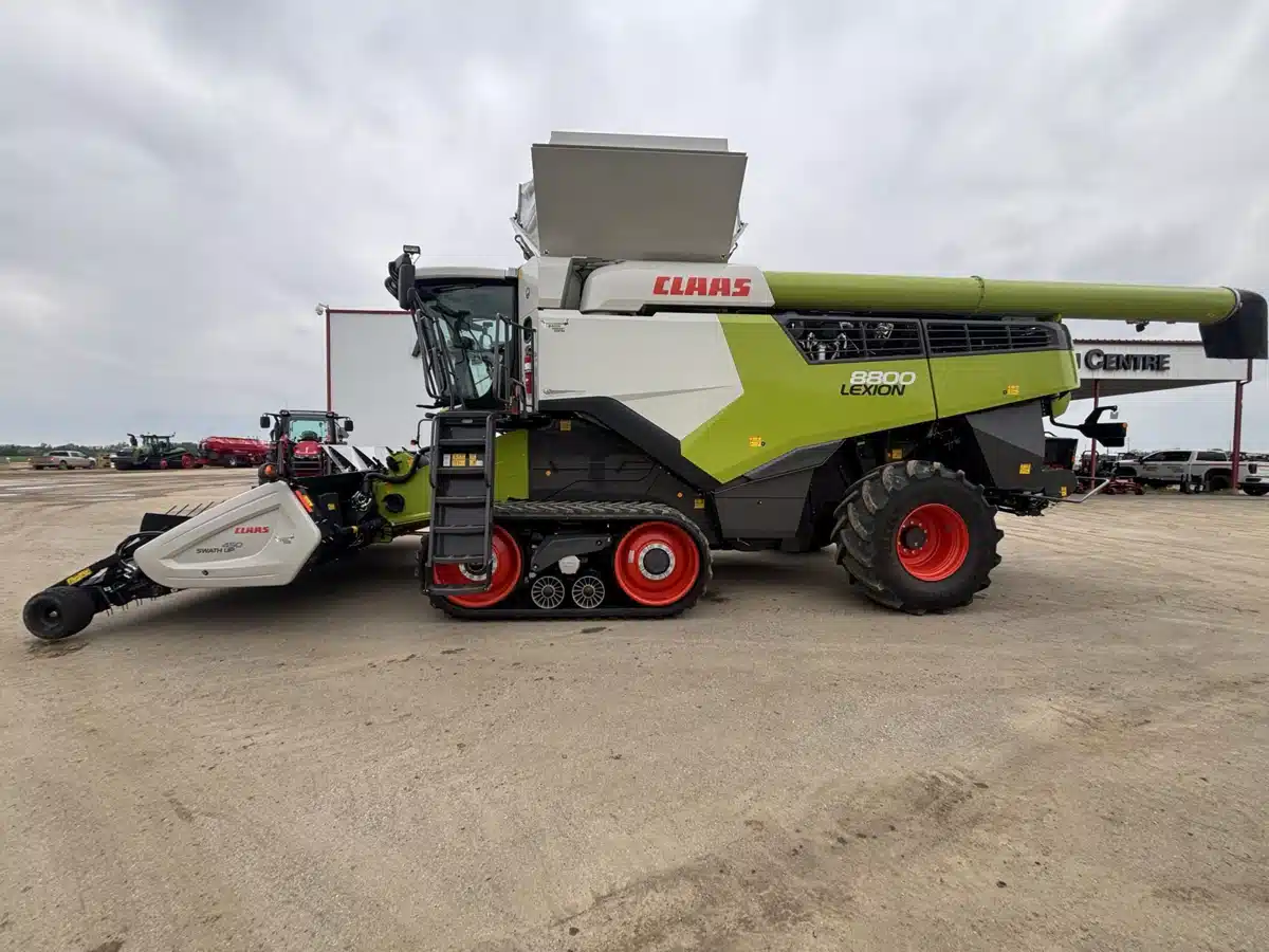 Photo de la Galerie 2 pour 2022 CLAAS LEXION 8800TT Batteuse