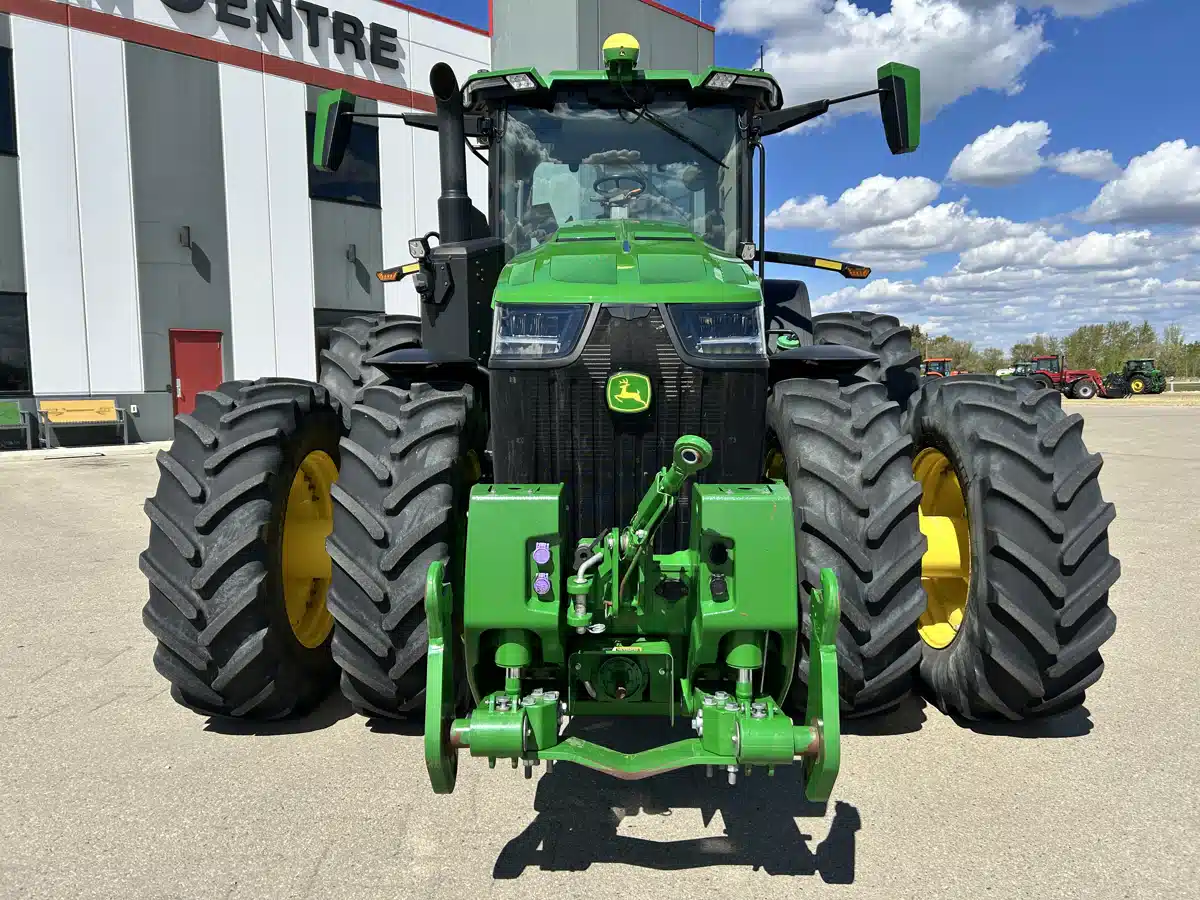 Gallery image 2 for 2022 John Deere 8R 340 Tractor